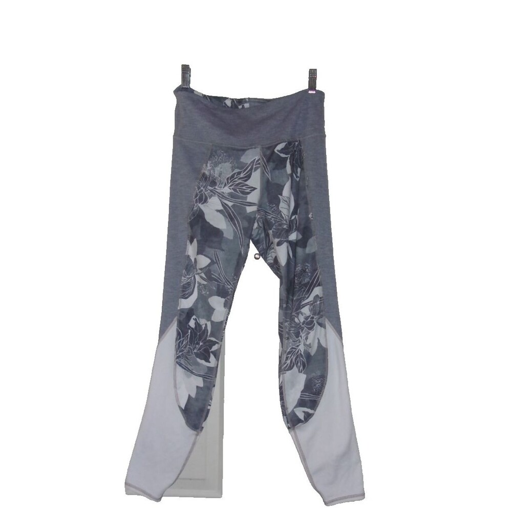Athleta Workout Jogger Pants in Sz. M Gray White Floral Design Soft Stretch